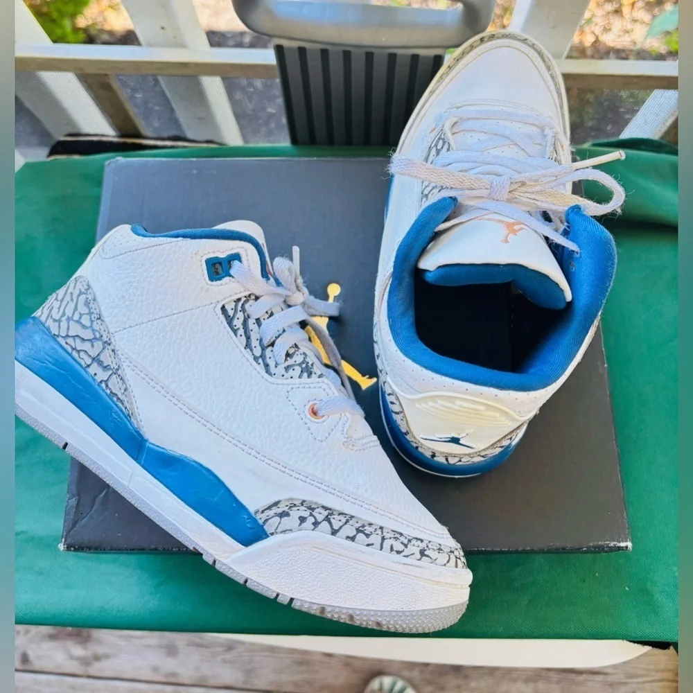 Air Jordan 3 Retro Washington Wizards  PS Youth Sneakers